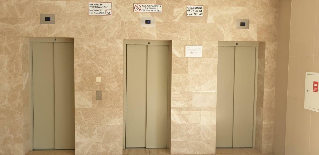 Apartament Metro Rondo Onz Varsovie Extérieur photo